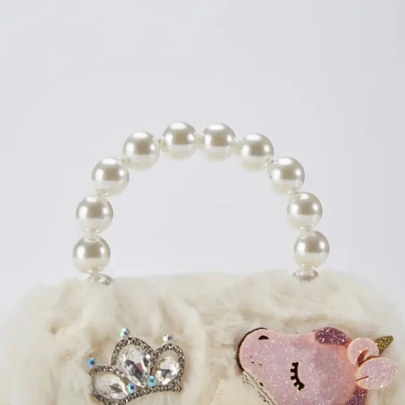 'Miss Spring' Cream Purse - Picture 4 of 5